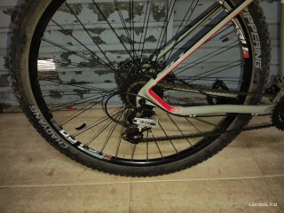 Bicicleta BH SPIKE 2.0