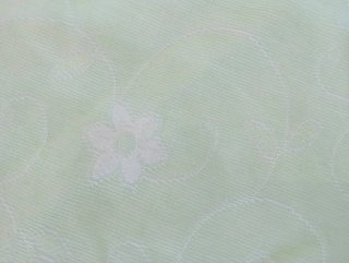 2 Ropa de camilla ,una verde pastel y otra amarill