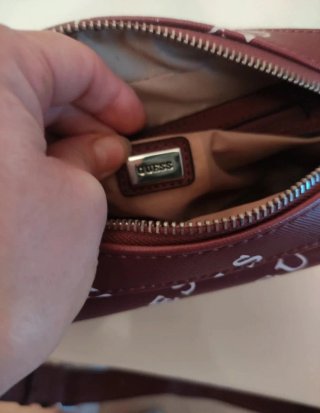 Bolso Guess  bordó, como nuevo