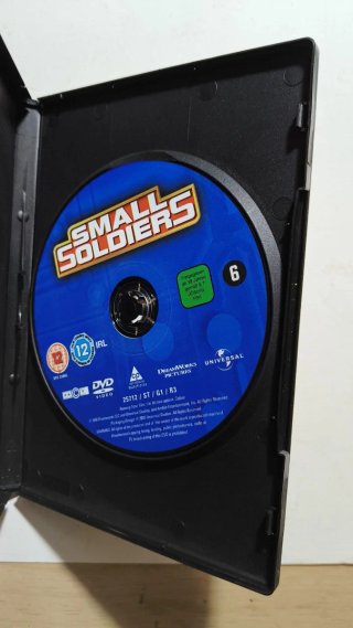DVD Pequeños Guerreros (Español)
