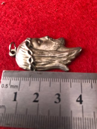 Medalla Cabeza Cristo 4x2cm