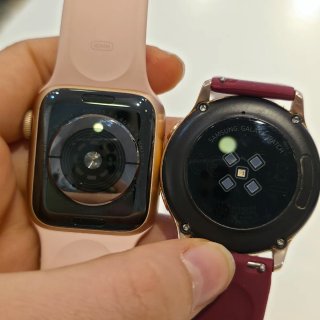 Samsung Galaxy Watch Active Rosa y Apple watch