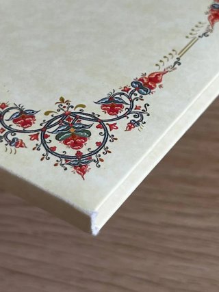 10 sobres y tarjetas con diseño floral