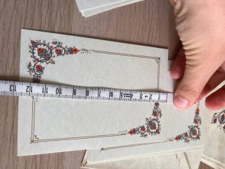 10 sobres y tarjetas con diseño floral