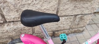 Bicicleta infantil rosa con unicornio