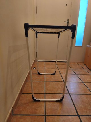 Tendedero plegable con alas