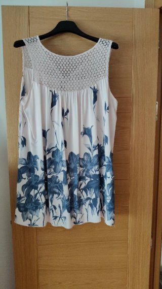 Túnica floral talla 46/48