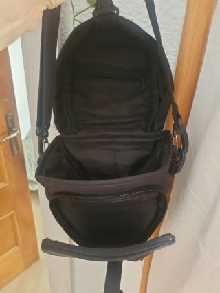 Funda cámara Mantona negra