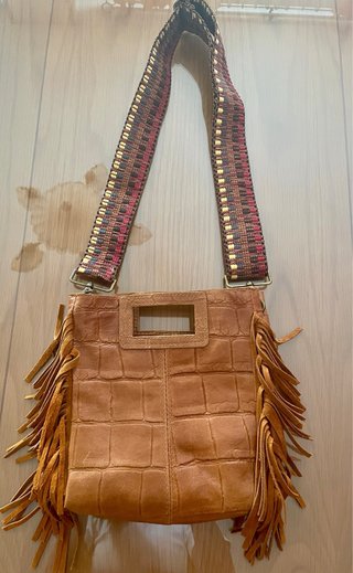 Bolso piel marrón flecos