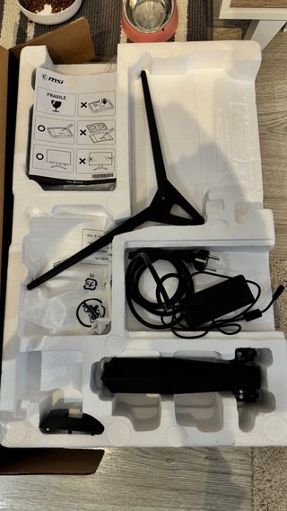 MSI Optix G27CQ4 27 QHD 165Hz Curvo
