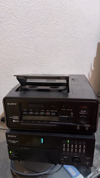 Sony Betamax  SL-3000E y sintonizadora TT-3000E