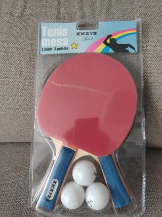 Palas y pelotas de tenis de mesa