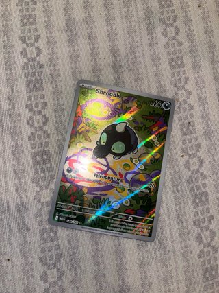Carta Pokémon Shroodle 149/132