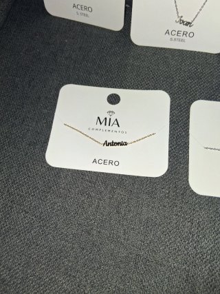 Lote Colgantes Nombres MIA COMPLEMENTOS