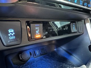 Toyota Rav4 2.5l 220H Style