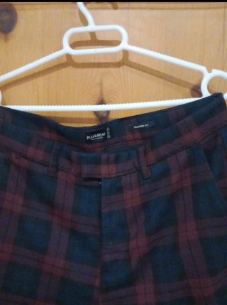Pantalón cuadros Pull&Bear Talla 40
