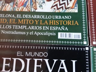 Lote 6 revistas El mundo medieval.