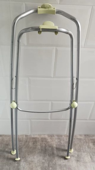 Bañera bebé azul con patas plegables