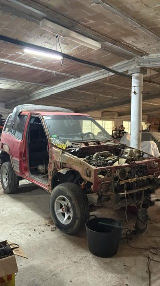 Carroceria nissan terrano