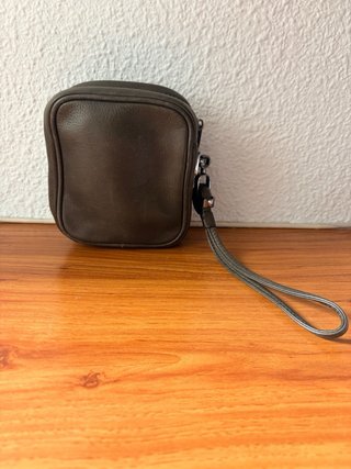 Bolso de mano Uterqüe piel marrón