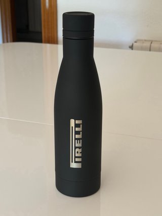 Botella Térmica Pirelli Negra