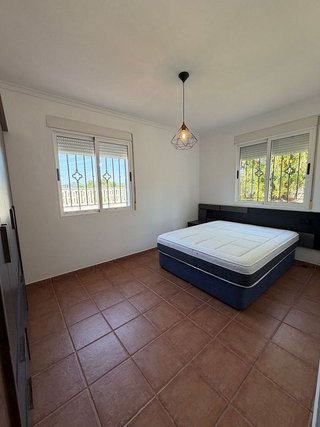 Chalet en alquiler en Oliva pueblo en Oliva