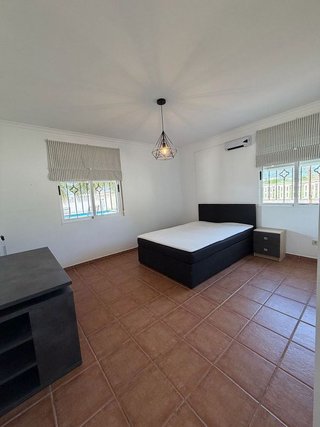 Chalet en alquiler en Oliva pueblo en Oliva