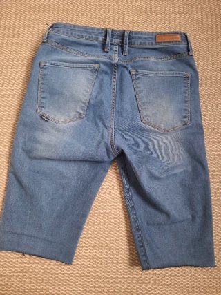 Pantalón corto vaquero azul