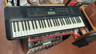 Tastiera Yamaha PSR-E273 Portatile