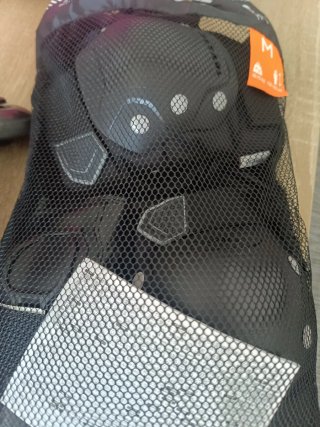 Patines Oxelo Rosa/Negro Talla 38 + Protecciones