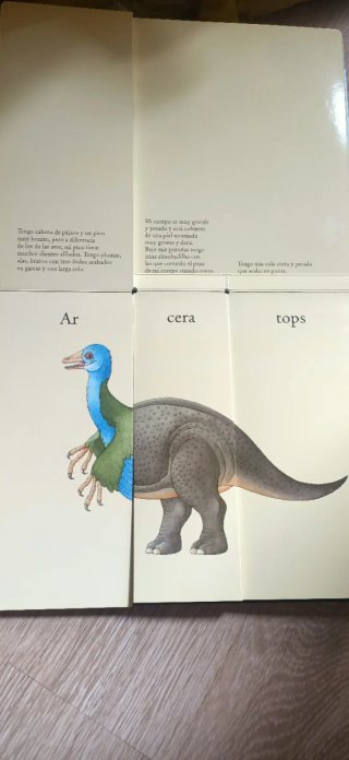 Libros dinosaurio, solapas y música