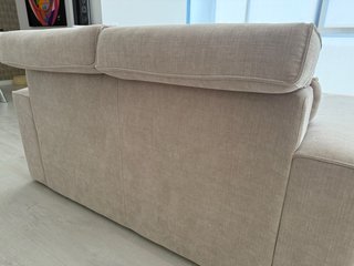 Sofá tela beige. SIN ESTRENAR