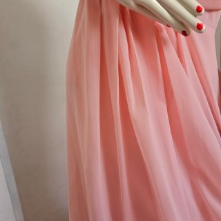 Vestido largo rosa estilo princesa