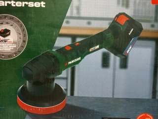 Pulidora Enceradora Parkside 20V + Batería 4Ah