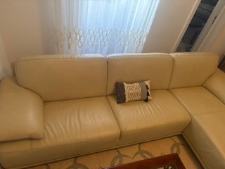 Divano angolare in pelle beige