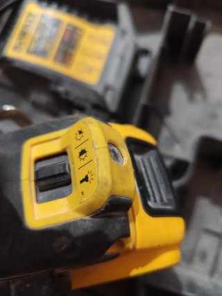 Taladro DeWalt XRP 18V con cargador