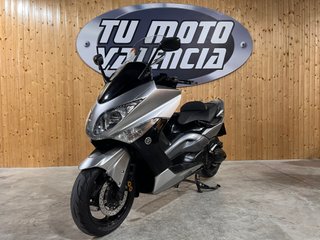Yamaha T-MAX 500