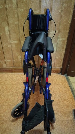 Silla de ruedas plegable