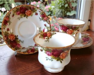 Vajilla inglesa Tazas/Platos Royal Albert O. C. R