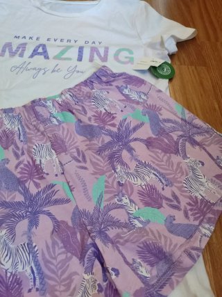 Pijama corto talla +14. 176 cm. Nuevo
