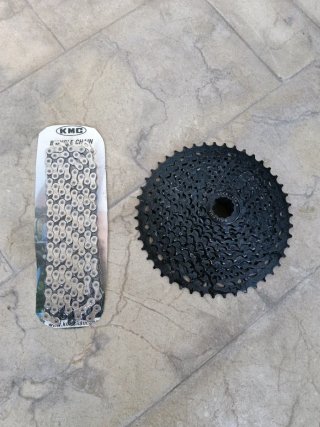 Kit Cassette 11V 11/46 + Cadena KMC X11 MTB