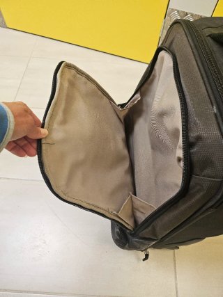 Maleta de cabina Eddie Bauer negra 52x15x33cm