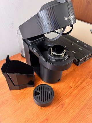 Nespresso Vertuo Pop + Capsule