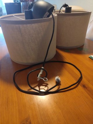 Lámpara de techo Ikea Skottorp gris con accesorios