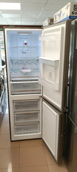 NEVERA CECOTEC DISPENSADOR DE AGUA SEMI NUEVA