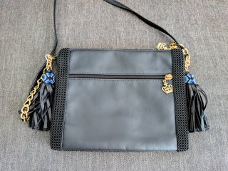 Bolso artesanal bordado a mano con cuentas