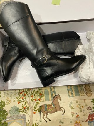 Botas de piel negras altas