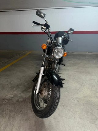Suzuki Marauder 125cc Negra