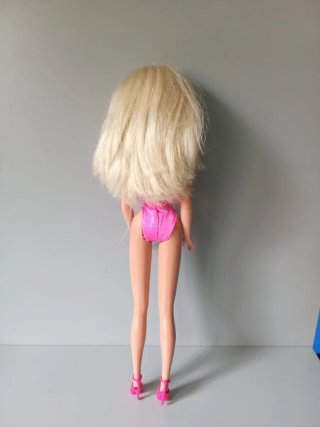 Muñeca Barbie bañador rosa