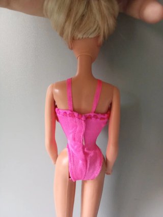 Muñeca Barbie bañador rosa